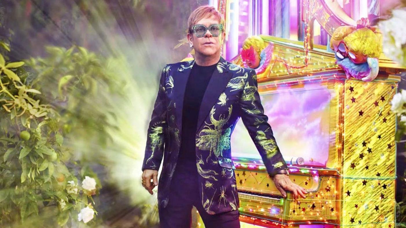 Elton John neemt afscheid van podium Elton home 1 1