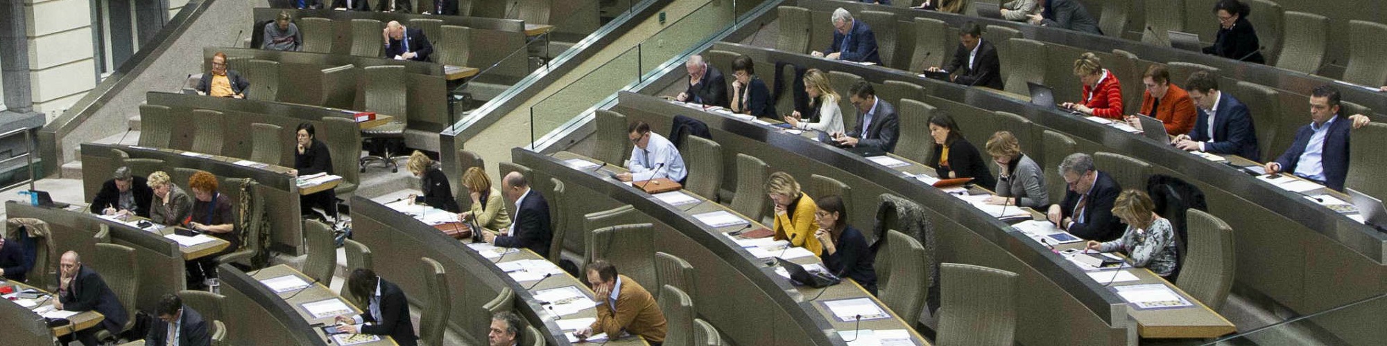 "Je mag gerust van een crisis spreken" - Dave Sinardet Parlement