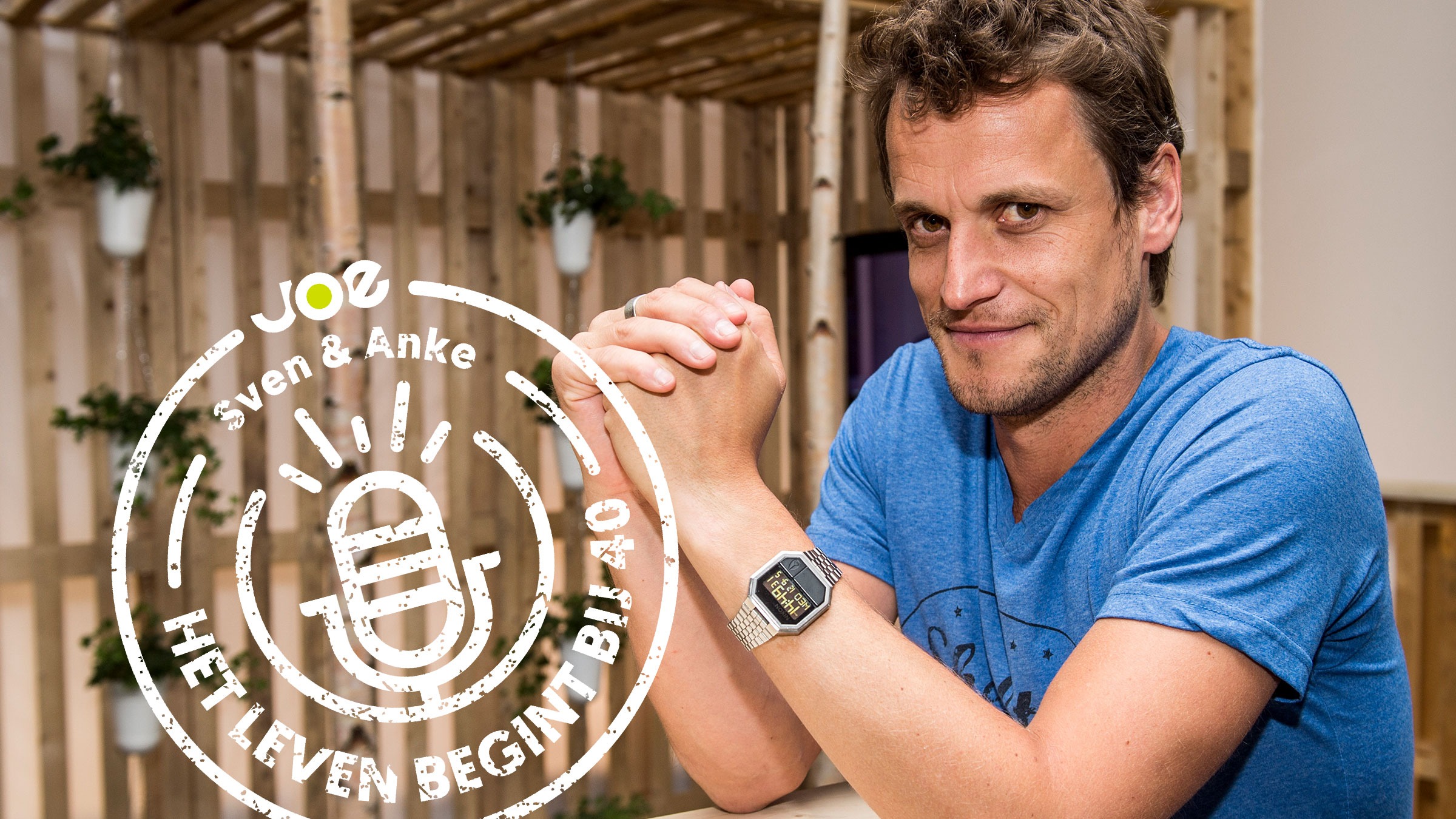 Luister naar de podcast: 'Het leven begint bij 40' met Tim Van Aelst Joe sven anke podcast stempel