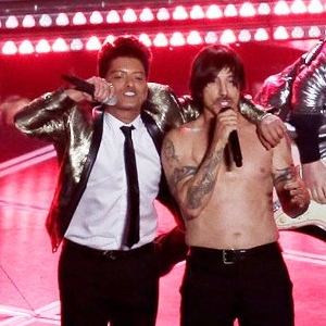 Bruno mars and red hot chili peppers rock super bowl halftime show