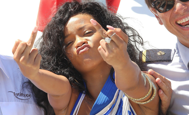 Rihannaleaving her yacht in nice france 29 july 2012 rihanna 31638767 2560 1706