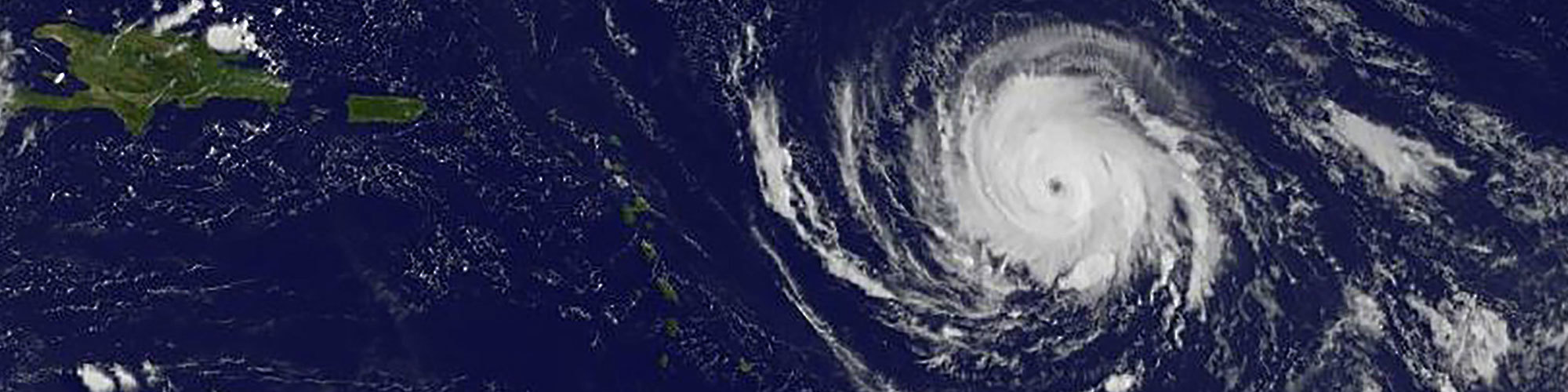 Sven & Anke: Luisteraar Tom vertrekt op reis ...richting orkaan Irma Irma header