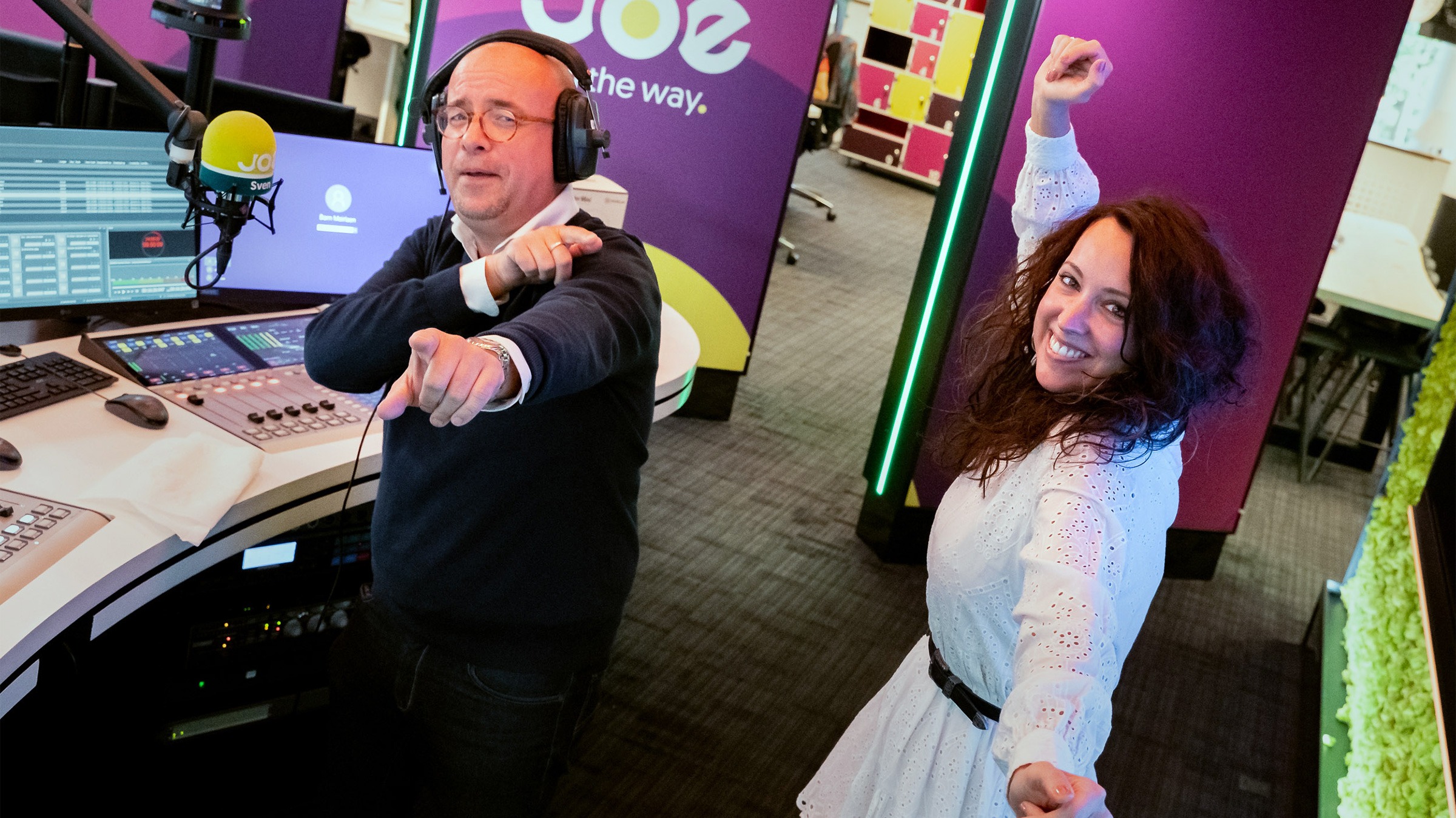 Sven & Anke zijn terug met elke weekdag 'een kwartier plezier' Joe svenanke kwartierplezier