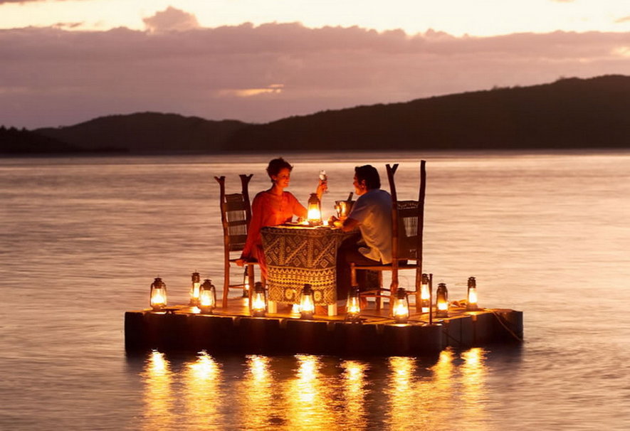 617743 romantic dinner over the sea p