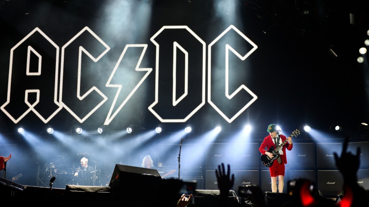 Dit is het nieuwe album van AC/DC JOE